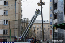 Последствия взрыва кислородной станции в госпитале на базе ГКБ№2. Челябинск, мчс, огонь, выбитые окна, стекла, жилой дом после взрыва