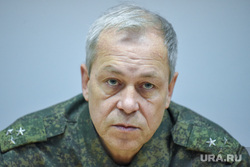 Пресс-конференция заместителя командующего по оперативным вопросам полковника Эдуарда Басурина. Донецк, ДНР, днр, басурин эдуард