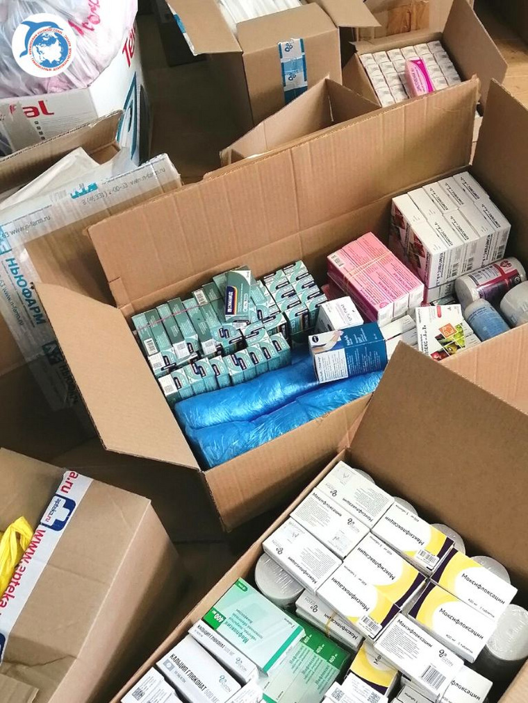 "Фармсоюз" передала гумкорпусу ХМАО медикаменты для Донбасса, фото