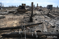 ПГТ Сосьва после пожара, последствия пожара в исправительной колонии. Свердловская область, сгоревший дом, последствия  пожара