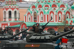 Парад Победы 9 мая на Красной площади в Москве 2022. Москва, военная техника, армия, танкист, день победы, 9 мая, красная площадь, парад