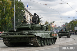 День танкиста в Нижнем Тагиле. Екатеринбург, военная техника, армия, бронетехника, военный парад, танк