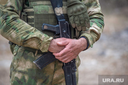 Военная подготовка к службе в зоне СВО. Центр Стрелец.Пермь, автомат калашникова, оружие, стрелки, спецназ, чвк, вс рф, сво, армия россии, штурмовики, военный