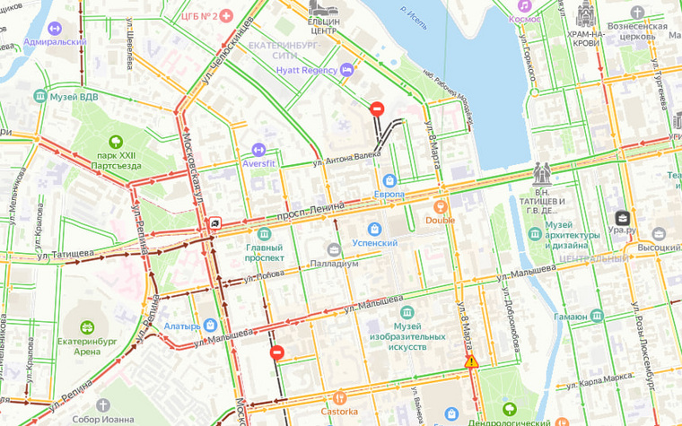 На перекрестке Ленина — Московская сложная дорожная ситуация
