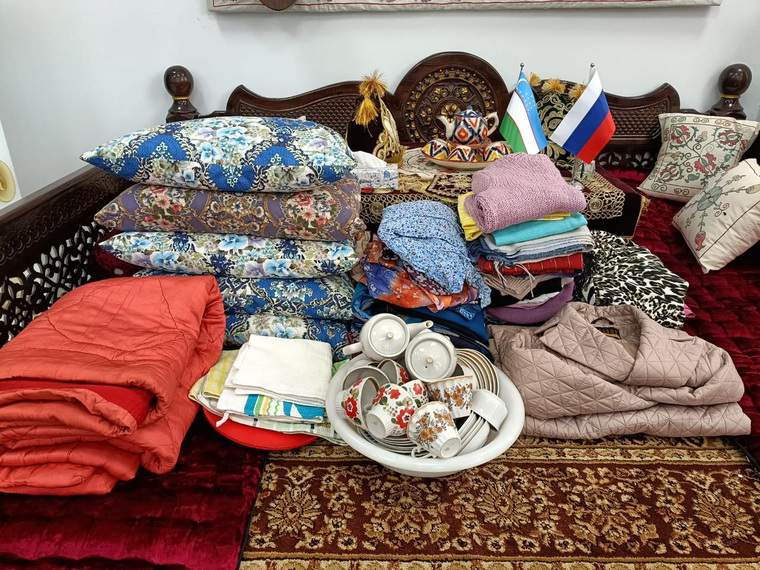 В Сосьву представители узбекской диаспоры привезли подушки, одеяла, одежду и посуду.