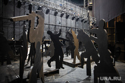 Пресс-подход перед спектаклем «Сирано де Бержерак» в Театре драмы. Екатеринбург, декорации, сценография