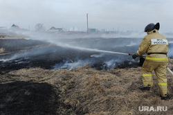Лесные пожары. Учения МЧС. Челябинск, трава горит, тушение пожара