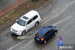 Первая гроза. Челябинск, автомобили, гроза, непогода, ливень, дорога, осадки, дождь, климат, автотранспорт