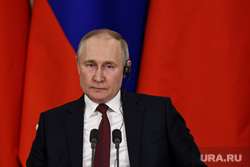 Президент России Владимир Путин и председатель КНР Си Цзинь Пин на встрече во время совместного заявления в Кремле. Москва, путин владимир
