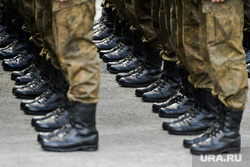 Репетиция парада Победы. Челябинск, силовики, камуфляж, армия, военные, солдаты, войска, призыв, обувь, берцы, новобранец, призывник, военнослужащие, вежливые люди, сво