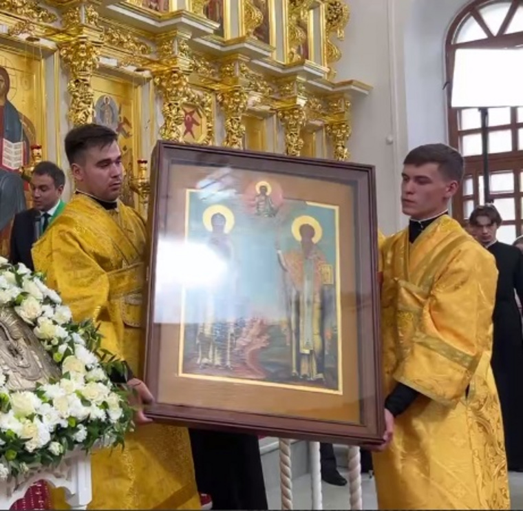Икона середины XIX века подарена патриарху Кириллу в ходе визита предстоятеля РПЦ в Тобольск