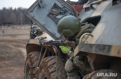 Военная подготовка к службе в зоне СВО. Центр Стрелец.Пермь, оружие, стрелки, спецназ, чвк, вс рф, сво, армия россии, штурмовики, военный, десант в бтр