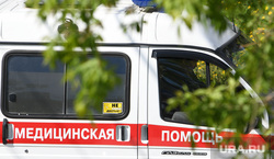 Суд над экс-мэром Евгением Ройзманом. Екатеринбург, машина скорой помощи, скорая помощь, скорая медицинская помощь