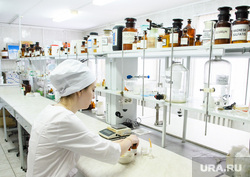Научная разработка сотрудников Уральского медицинского университета. Екатеринбург, аптека, класс, химия, фармацевт, химическая лаборатория, провизор