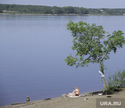Набережная реки Кама. Пермь, жара, дикий пляж, река кама, отдых на реке, стихийный пляж