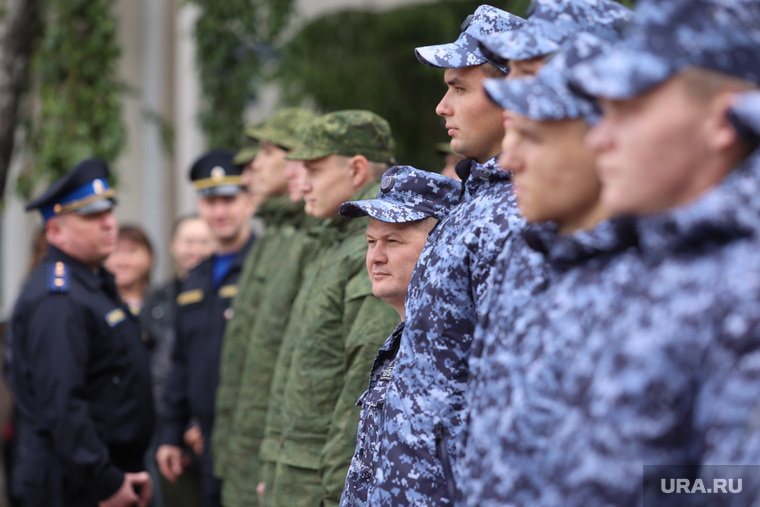 Отправка призывников в элитные войска. Курган