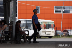 Город. Курган., автобус, пассажиры, автобусный вокзал, ожидание автобуса