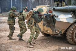 Военная подготовка к службе в зоне СВО. Центр Стрелец.Пермь, бтр, оружие, стрелки, спецназ, чвк, сво, армия россии, штурмовики