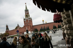 Виды Москвы. Москва, кремль, красная площадь, спасская башня, молодежь, москва
