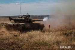 Центр по подготовке мобилизованных в Луганской области . Луганск, военная техника, армия, военные, солдаты, военные сборы, вооруженные силы, танк, мобилизованные, учебка, мобилизанты, обучение мобилизантов