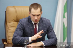 Уволенный заместитель Шумкова попрощался с госслужбой