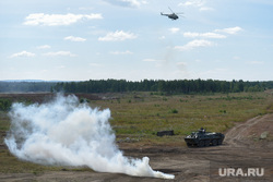 Международный военно-технический форум «Армия-2022». Екатеринбург, дым, вертолет, милитари, армия, оружие, ми-8, огонь, выстрел, милитаризация, бой, z войска