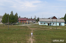 Поселок Октябрьский, Пермский край. Пермь, тропинка, одиночество, центральная районная больница, црб