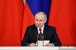 Президент России Владимир Путин и председатель КНР Си Цзинь Пин на встрече во время совместного заявления в Кремле. Москва, путин владимир
