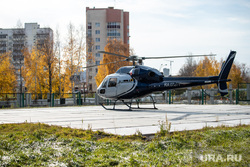 Вертолёт с девушкой из Магнитогорска, пострадавшей при падении в Оленьих ручьях. Екатеринбург, вертолет, центр медицины катастроф, санитарная авиация, нсса