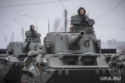 Репетиция парада Победы. Екатеринбург, военная техника, танки в городе, танкисты