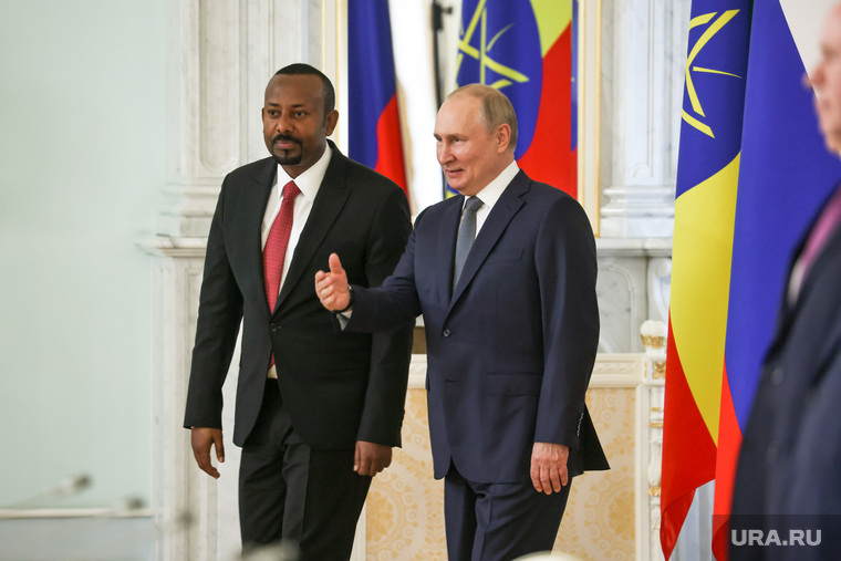 Встреча президента России Владимира Путина с премьер-министром Эфиопии Аби Ахмедом. Санкт-Петербург
