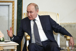 Владимир Путин на встрече с главой банка БРИКС Дилмой Роуссефф. Санкт-Петербург, путин владимир