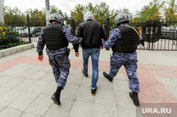 Тренировка сотрудников Росгвардии на территории гимназии. Челябинск, гимназия, арест, захват, террорист, школа, заложник, росгвардия, вневедомственная охрана, вежливые люди, задержание, лицей