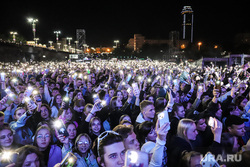 Ночь музыки. Екатеринбург, концерт, фанаты, ночь музыки, ural music night, зрители, фонарики