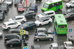 Пробка. Тюмень, автомобили, машины, пробка, затор, перекресток, затор на дороге, пробка машины, пробка автомобильная
