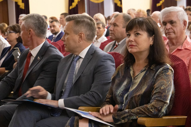 Курганские VIP стали участниками мероприятия, посвященного жлезенодорожникам
