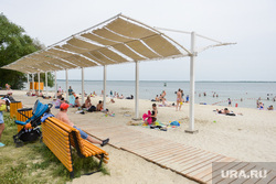 Пляжный сезон. Челябинск, жара, лето, зонтик, пляж, отдых