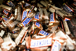 Магнит 31 марта. Тюмень, цены, сникерс, цены на продукты, полки магазина, snickers