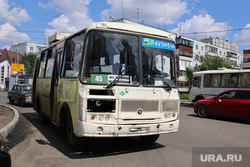 Автобусы, водители которых нарушают правила перевоза пассажиров. Курган, общественный транспорт, автобусы