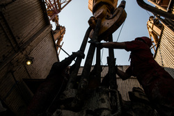 Открытая лицензия на 30.07.2015. Добыча нефти и газа, буровая, нефтедобыча, романовское месторождение
