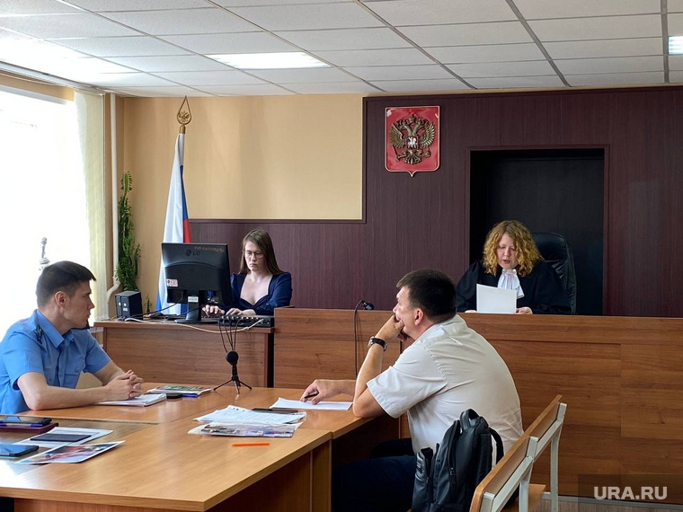 Судебное заседание по уголовному делу руководителя корейской диаспоры в Челябинской области Юн Дя-Гира. Челябинск