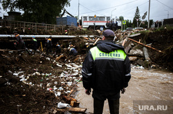 Последствия паводка в городе Нижние Серги. Свердловская область, нижние серги, обрушение, спасатель, паводок, наводнение, потоп, режим чс