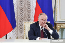 Президент России Владимир Путин на итоговой пресс-конференции саммита "Россия-Африка". Санкт-Петербург, путин владимир