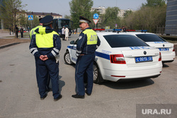 Возложение цветов у сквера Машарова. Тюмень , патруль дпс, гибдд, дпс