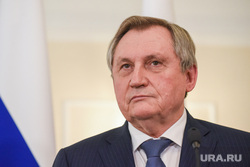 Николай Шульгинов и Евгений Куйвашев на пресс-подходе. Екатеринбург , шульгинов николай, министр энергетики рф
