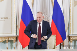 Песков: Путин планирует зарубежные поездки, несмотря на ордер МУС