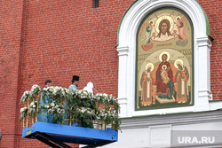 Освящение надвратной иконы на Спасской башне Кремля патриархом Кириллом. Москва, икона, патриарх кирилл, образ, освящение