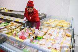 Супермаркет "Кировский" на Сиреневом бульваре. Екатеринбург, мясо птицы, мясной отдел, полуфабрикаты, курица