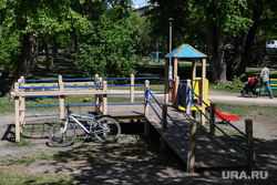 Виды Екатеринбурга, парк энгельса, детская площадка