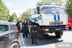 Захват заложников в Сбербанке. Тюмень, автозак, полиция, омон